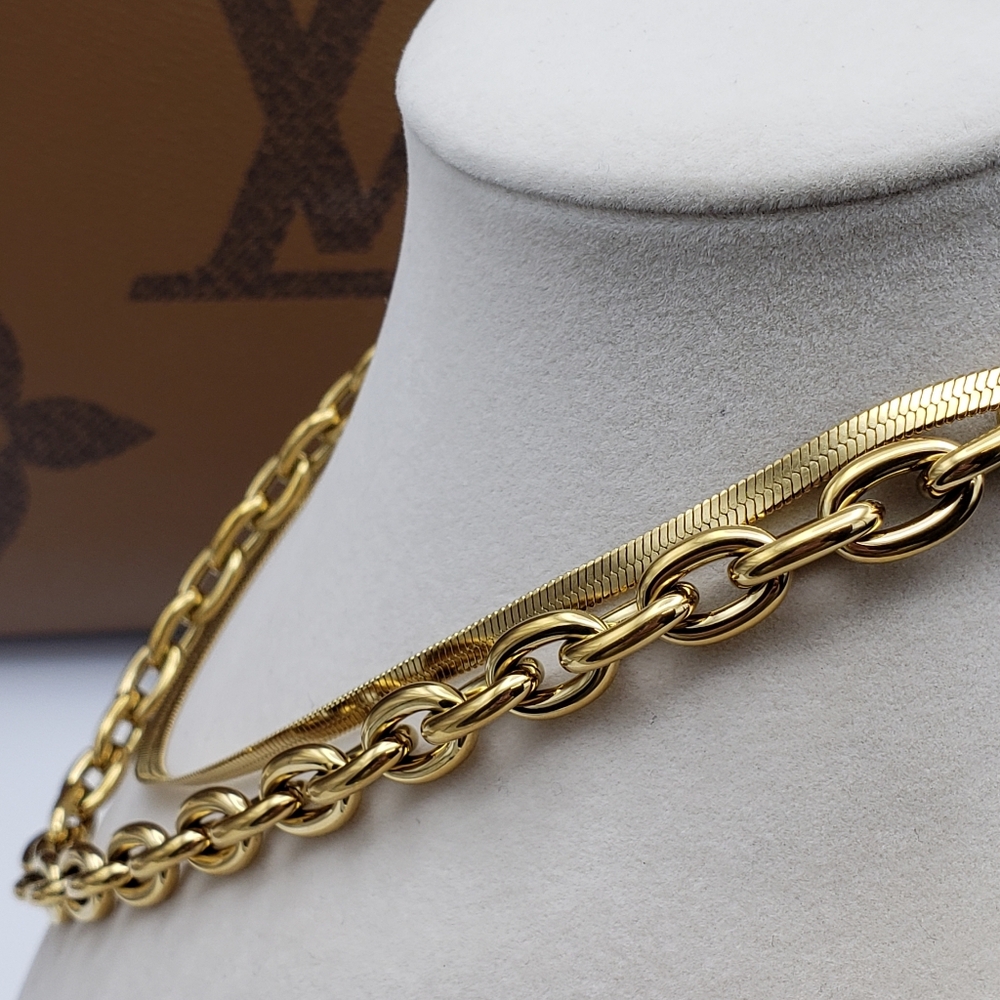 18k Gold Plated Stainless Steel Chain W/ Authentic Louis Vuitton Padlock Pendant - Picture 12 of 15